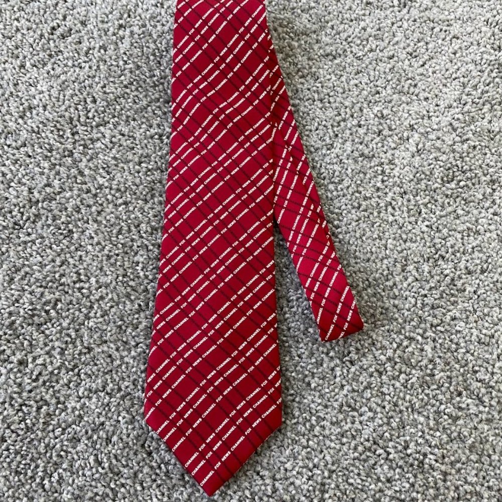Fox News Channel Mens Necktie No Spin Zone 100% Silk Tie Red USA The Chairman